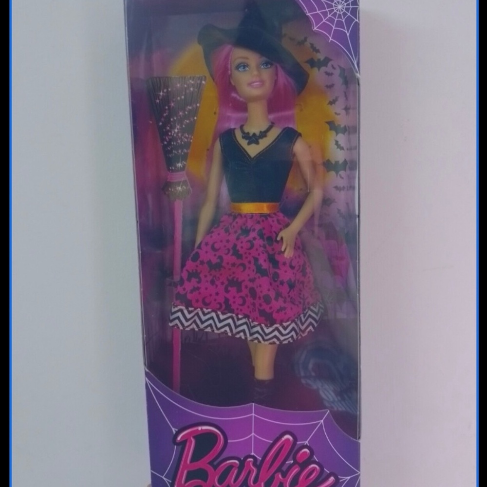 NEW 2014 Mattel Halloween Barbie